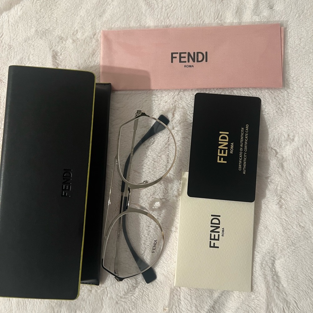 Fendi 53mm aviator optical frames - Picture 3 of 9